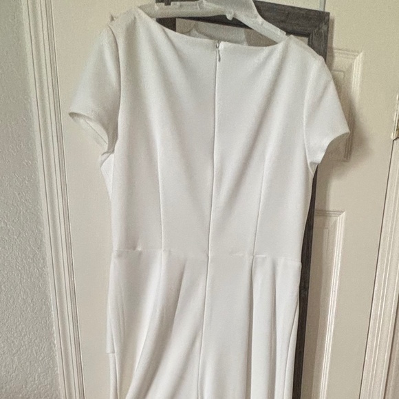 Adrianna  Papell  Elegant Ivory Pantsuit - Picture 4 of 5